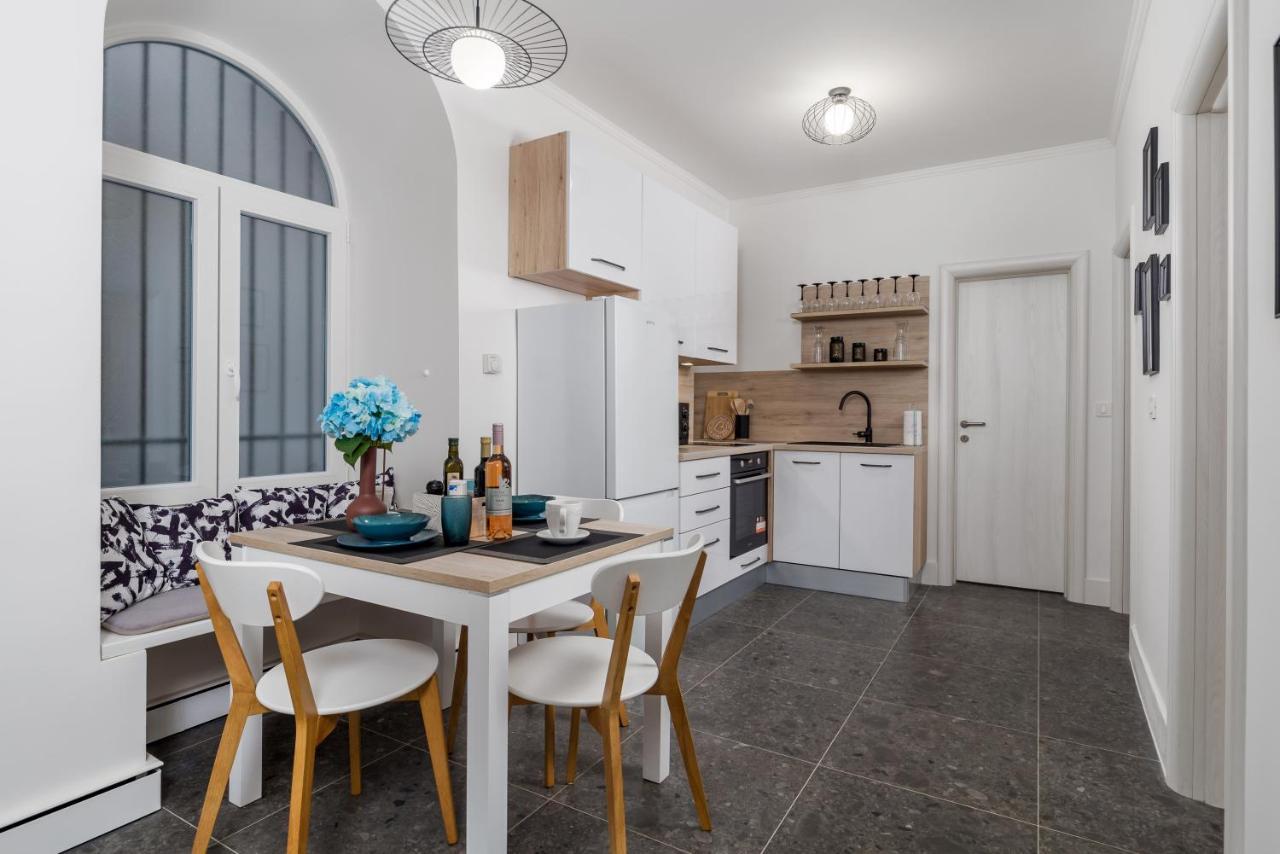 Apartman LaMandra Rijeka Bagian luar foto